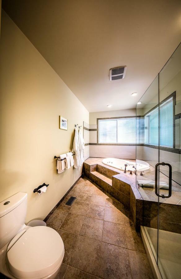 Heriot Bay Gowlland Harbour Resort المظهر الخارجي الصورة